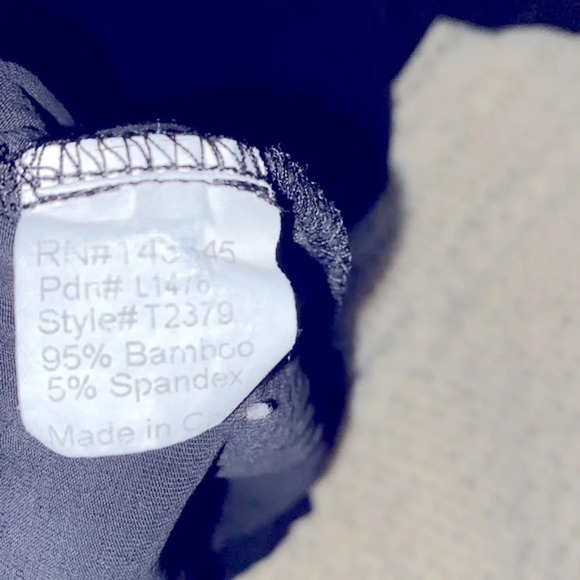 PIKO black bamboo blend black top size small - Picture 5 of 5